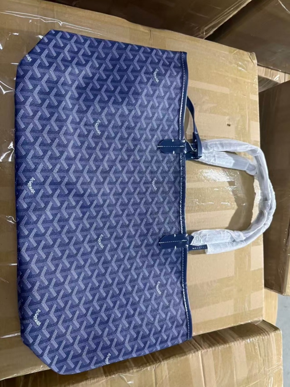 Goyard Electric Blue Goyardine Tote with Matching Pouch - Picture 2 of 2